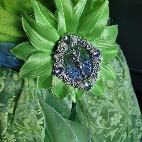 Tinkerbell Dress & Wings - Picture 6 of 10